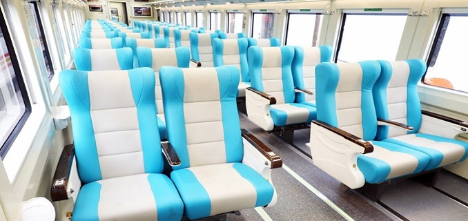 Menikmati Romansa Bandung Dengan Kereta Parahyangan Yang Lebih Terjangkau